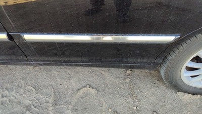 04-05 Hyundai Xg350 Driver Left Rear Moulding From Door Back Trim Strip Black