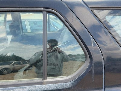 98-04 Isuzu Rodeo Driver Left Rear Vent Window Back Door Glass With Frame Oem