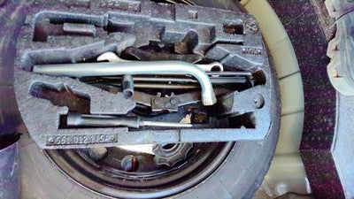 2012-2022 Vw Passat Jack Tool Kit Set Assembly Spare Oem 5C0011031