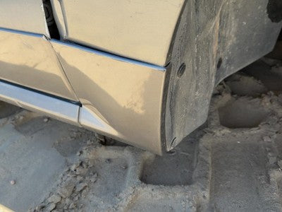 04-05 Srx Passenger Right Moulding From Fender Oem Trim Strip Silver 42U