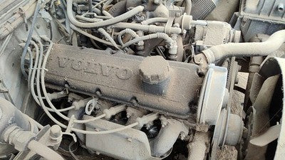 1991 Volvo 740 Valve Cover Oem 2.3L