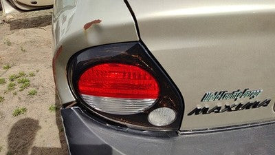 2000-2001 Nissan Maxima Driver Left Outer Tail Light Brake Lamp Oem Rear
