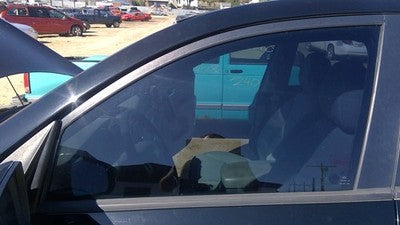 2011-2013 Kia Sorento Driver Left Front Side Window Door Glass Oem 824112P010