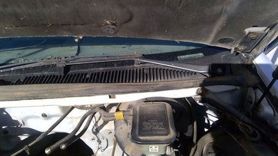 1994 Chevy Caprice Driver Left Windshield Wiper Arm Oem Blade Lever