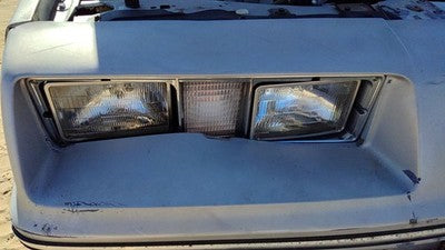 1982-1983 Oldsmobile Firenza Passenger Right Head Light Oem Front Lamp