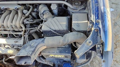 05-09 Tucson Complete Air Intake Cleaner Filter Box Housing With Tube 2.7L