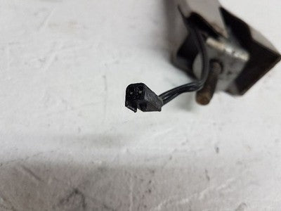 94 Chevy Suburban Driver Left Front Seat Belt Buckle Female End Gray With Sensor