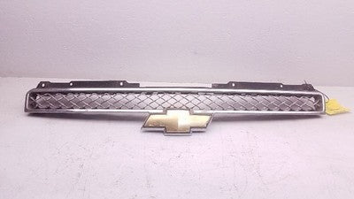 2008-2014 Chevy Suburban Grille Chrome Upper Oem 22830012