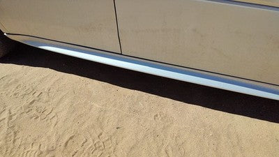04-08 Grand Prix Passenger Lower Rocker Panel Moulding Side Skirt Silver 12U