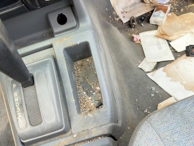 1998-2002 Isuzu Rodeo Center Console Trim Bezel Arround Floor Shifter Oem