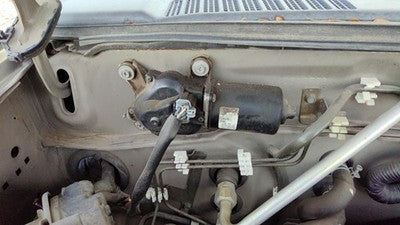 2001-2004 Nissan Xterra Windshield Wiper Motor Oem 288109Z400