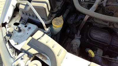 2004-2007 Dodge Caravan Windshield Washer Fluid Reservoir With Pump Wiper Tank