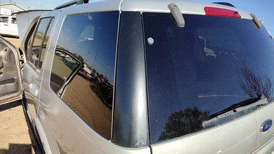 2002 Ford Explorer Driver Left Rear Moulding On Quarter Panel Oem Upper Corner