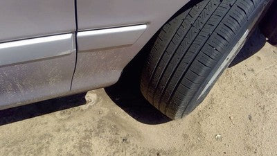 1995-97 Toyota Avalon Passenger Right Moulding From Fender Trim Strip Silver 4N5