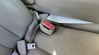 2003 Lincoln Town Car Passenger Right Front Seat Belt Buckle Receiver Oem Gray