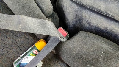 01-02 Silverado 2500 Hd Passenger Right Front Seat Belt Buckle Receiver Graphite