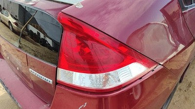2010-2011 Honda Insight Passenger Right Tail Light Brake Lamp Oem Rear
