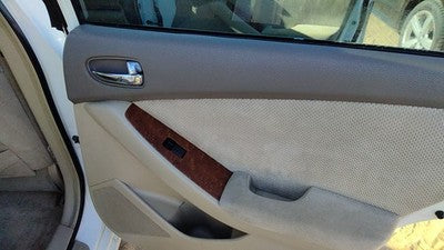 07-09 Altima Passenger Right Rear Door Trim Panel With Switches Back Blond C
