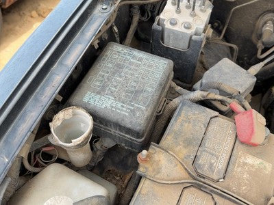 1998 Isuzu Rodeo Engine Fuse Box Power Distribution Panel Oem 3.2L
