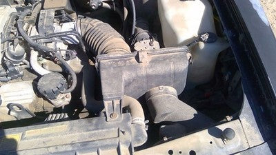 91-93 Park Ave Complete Air Intake Filter Box Housing Wth Tube 3.8L Supercharged