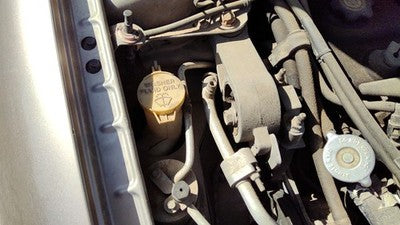 2001-2005 Dodge Neon Windshield Washer Fluid Reservoir With Pump Oem Wiper Tank