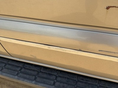 00-04 Suburban Driver Left Rear Moulding From Door Back Trim Strip Pewter 11U