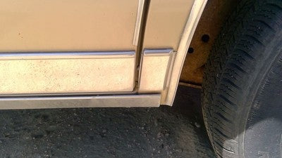 1985 Olds 88 Driver Left Rear Moulding On Quarter Panel Oem Chrome