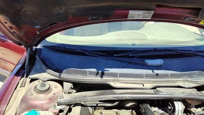 2001 Volvo V70 Xc Windshield Wiper Cowl Vent Trim Panel Oem Cover