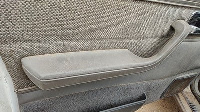 1992 Jeep Cherokee Driver Left Inside Pull Handle Arm Rest Panel Oem Gray