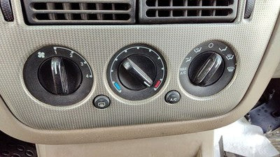 2002-2006 Ford Explorer Temperature Control Module In Dash Heater Ac Head Unit