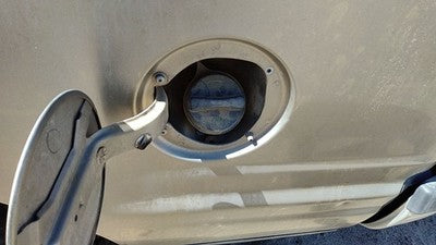 1999-2002 Ford Expedition Fuel Filler Neck Assembly With Gas Cap Oem Xl1Z9034Aa
