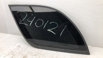 2004-2007 Buick Rainier Driver Left Rear Quarter Glass Back Side Window Oem