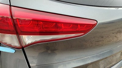 16-18 Tucson Driver Left Tail Light Brake Lamp Rear Inner Led Gate Mounted