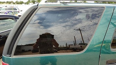 1995-2005 S10 Blazer Passenger Right Rear Quarter Glass Back Side Window Oem