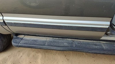 92-99 Chevy Suburban Passenger Right Rear Moulding From Door Oem Back Trim Strip