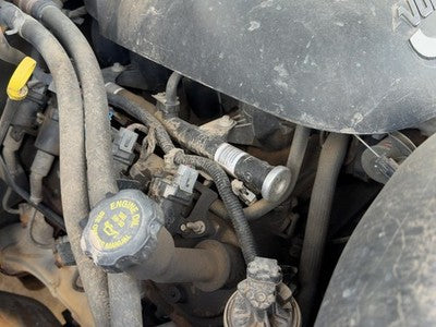 2000-2002 Chevy Suburban Intake Manifold Oem 5.3L 17113697