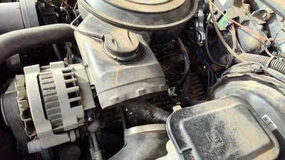 1989 Chevy S10 Pickup Driver Left Valve Cover Oem 4.3L