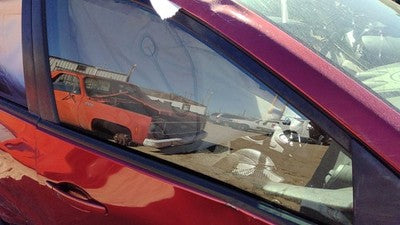 2008-2015 Nissan Rogue Passenger Right Front Side Window Door Glass Oem