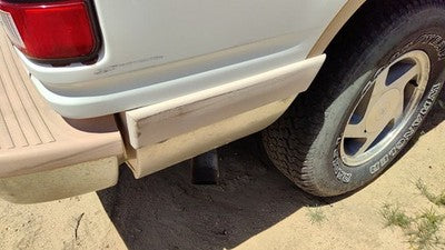 1993 Ford Explorer Passenger Right Rear Moulding On Quarter Panel Oem White