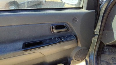 04-06 Canyon Driver Left Front Door Trim Panel Wth Master Switch Dark Pewter 19J
