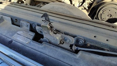 1987-1991 F250 Pickup Hood Latch Assembly With Bracket Oem