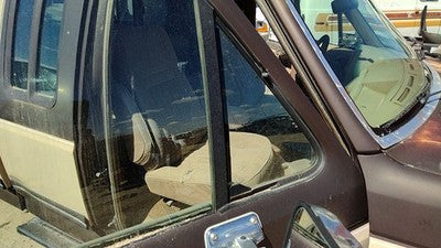1980-91 Ford F150 Passenger Right Front Vent Window Small Door Glass With Frame