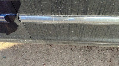 04-05 Hyundai Xg350 Passenger Right Front Moulding From Door Trim Strip Black