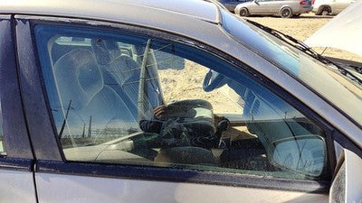2000-2005 Chevy Impala Passenger Right Front Side Window Door Glass Oem 10346586
