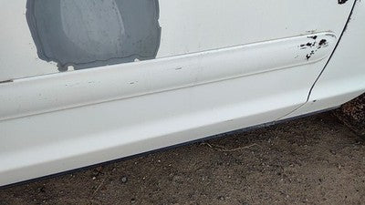 98-08 Ford Crown Vic Passenger Right Front Moulding From Door Trim Strip White