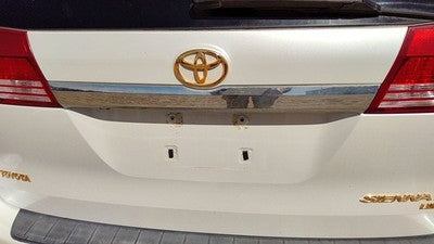 2004 Toyota Sienna License Plate Trim Surround Panel Oem Chrome With Camera