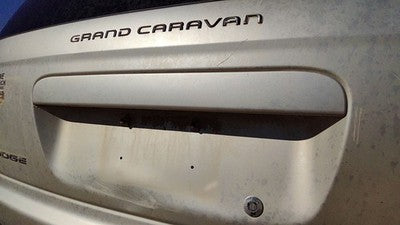 07 Caravan License Plate Trim Surround Panel Tail Trunk Finish Ps2 Bright Silver