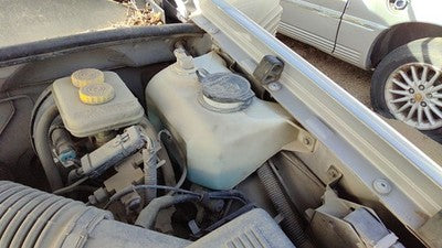 1994 Jeep Grand Cherokee Windshield Washer Fluid Reservoir With Pump Wiper Tank