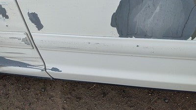 98-08 Ford Crown Vic Passenger Right Front Moulding From Door Trim Strip White