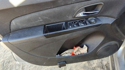 13-14 Chevy Cruze Driver Left Front Door Trim Panel With Master Switch Black Afo